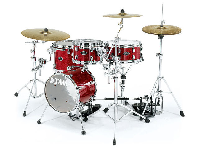 blank This kit has a Garnet Red Glitter finish